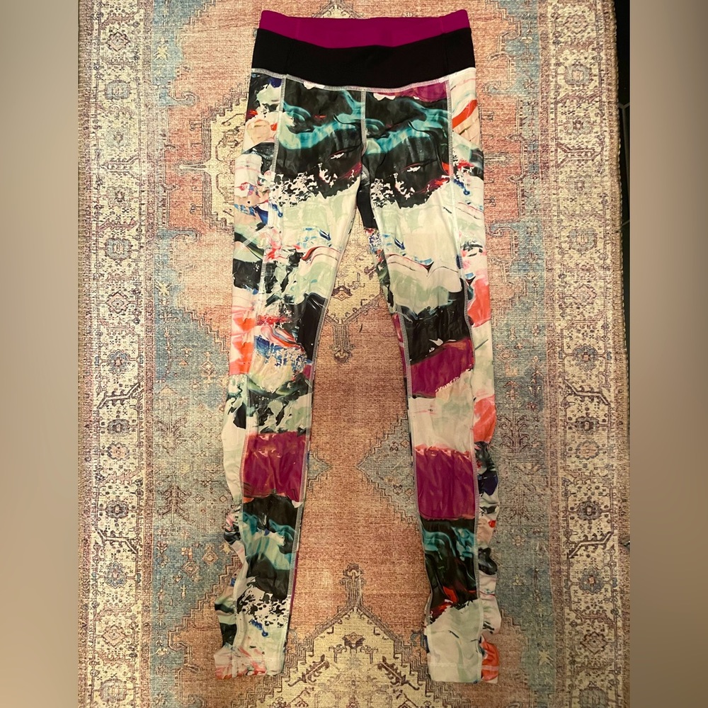 Lulu leggings size 4